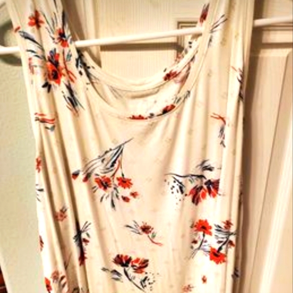 Maurices flower tank top - Picture 1 of 1